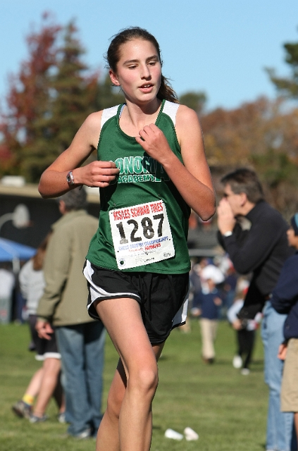 NCS XC D5 Girls-089.JPG - 2009 North Coast Section Cross Country Championships, Hayward High School, Hayward, California